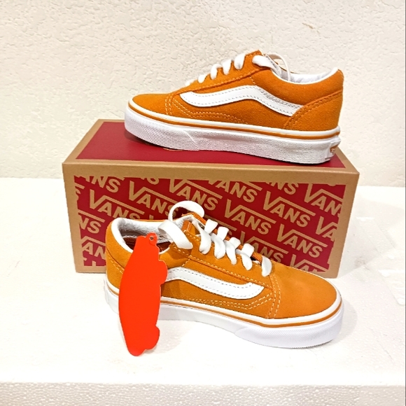 Vans - Picture 4 of 4